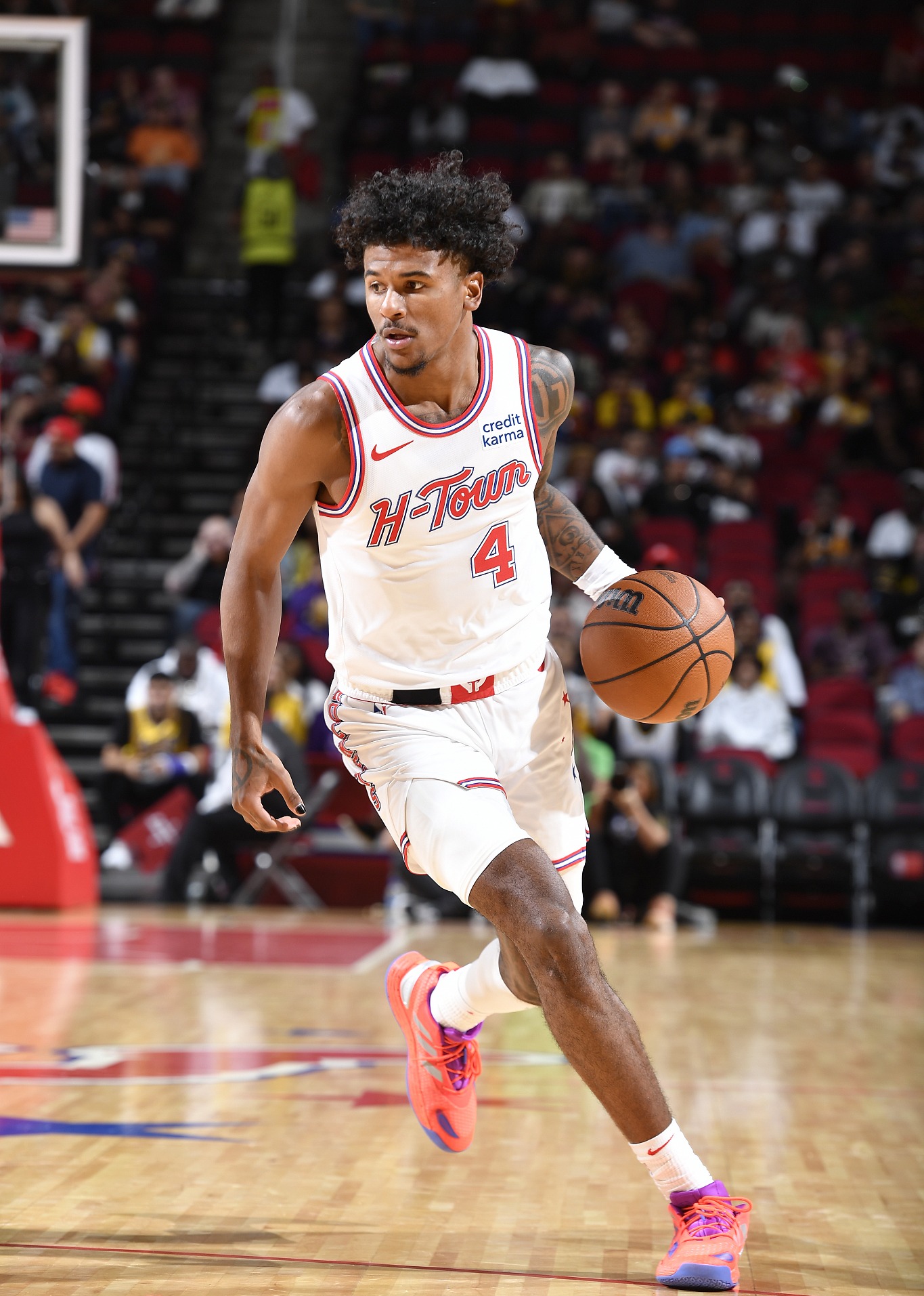 爱游戏-包含明尼苏达森林狼训练开放日，赛前单刀错失引欢呼，CBA常规赛在即，细节决定成败的词条