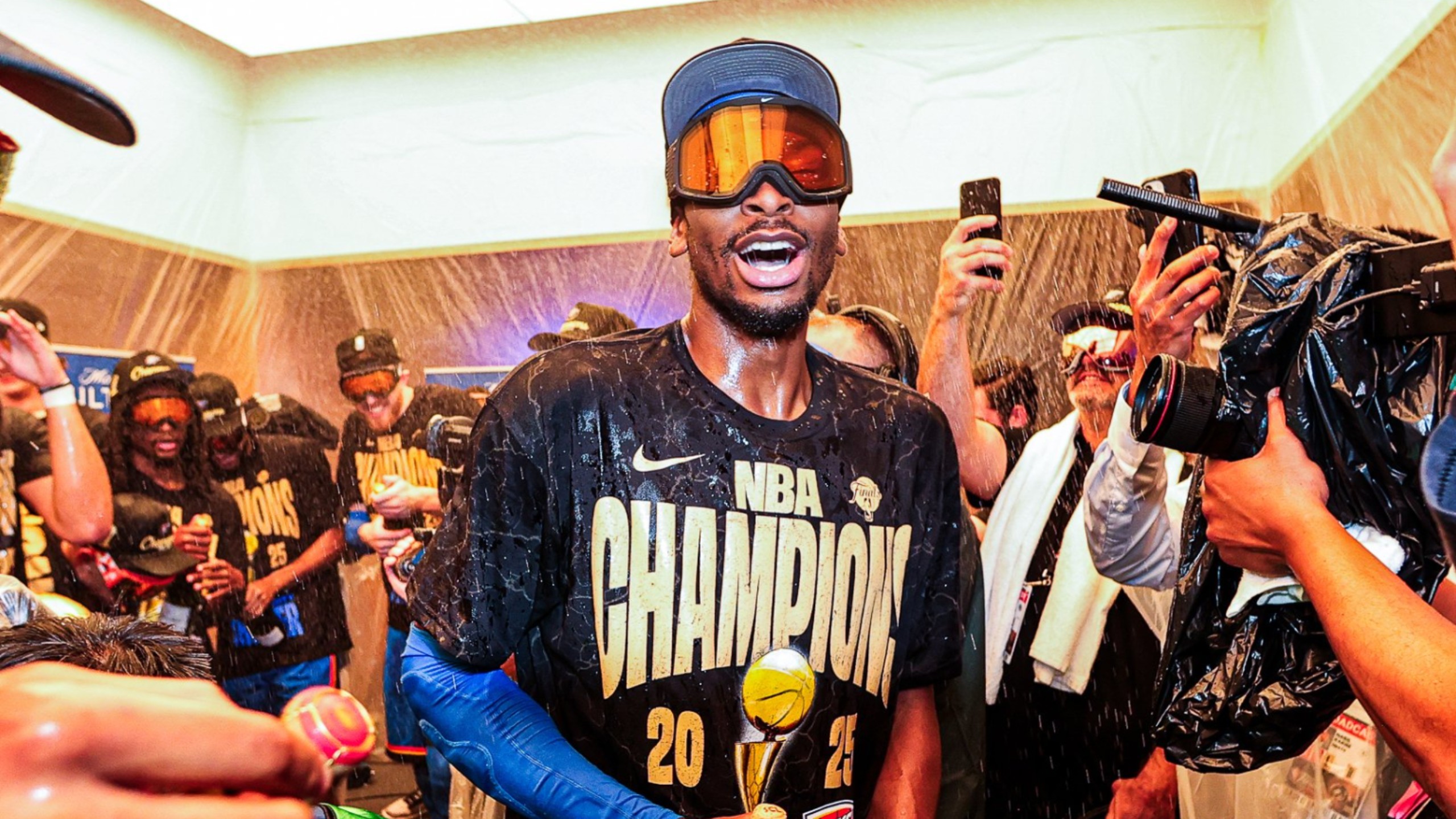 包含关键时刻俄克拉荷马雷霆止住颓势——NBA常规赛节点到来，媒体盛赞，资深球员宣示担当的词条