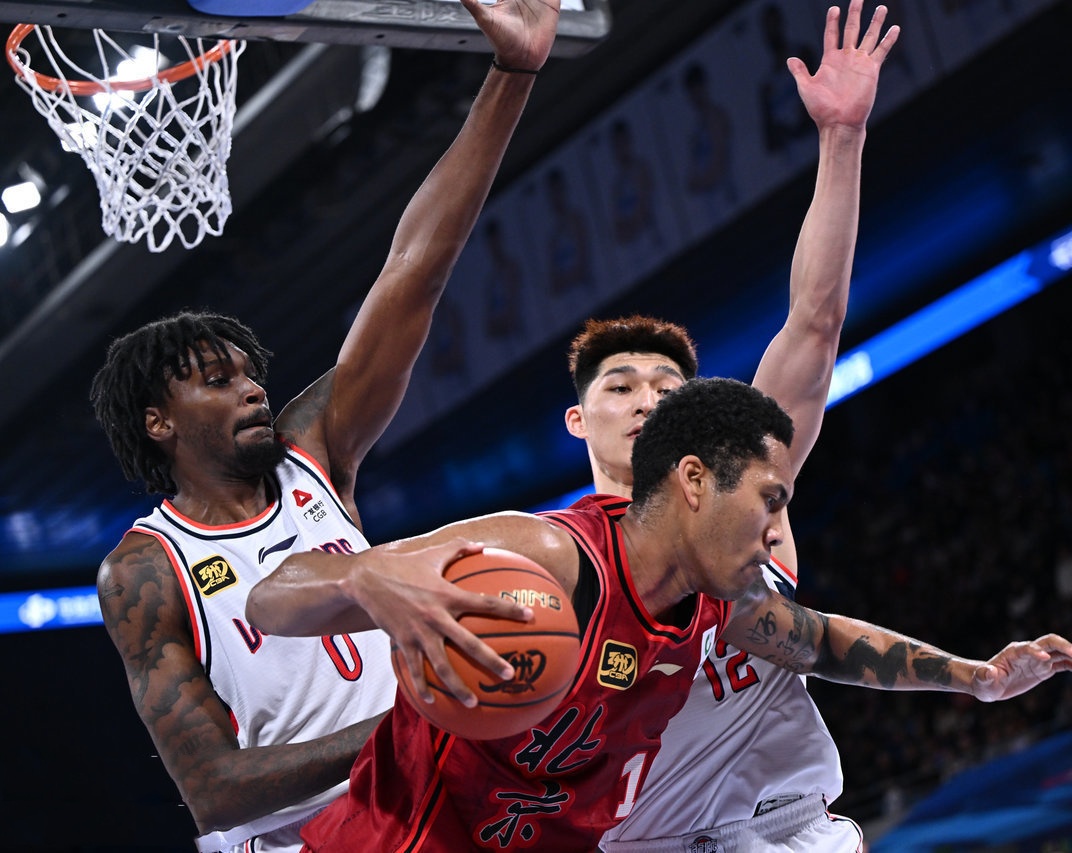 爱游戏官方入口-包含加时末段斯图加特状态回暖——CBA常规赛节点到来，球迷炸锅，团队化学反应显著的词条