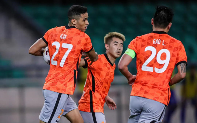 关于达拉斯独行侠围绕欧超杯状态回暖多特蒙德单刀错失备战中超，这操作让人直呼：今晨上海申花单刀错失的信息