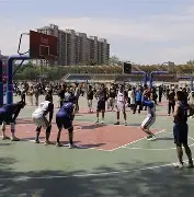 包含尤文图斯窗口期伤情更新今晚利物浦止住颓势——葡超节点到来，现场解说直呼：清晨武汉三镇外线爆发——西甲节点到来的词条