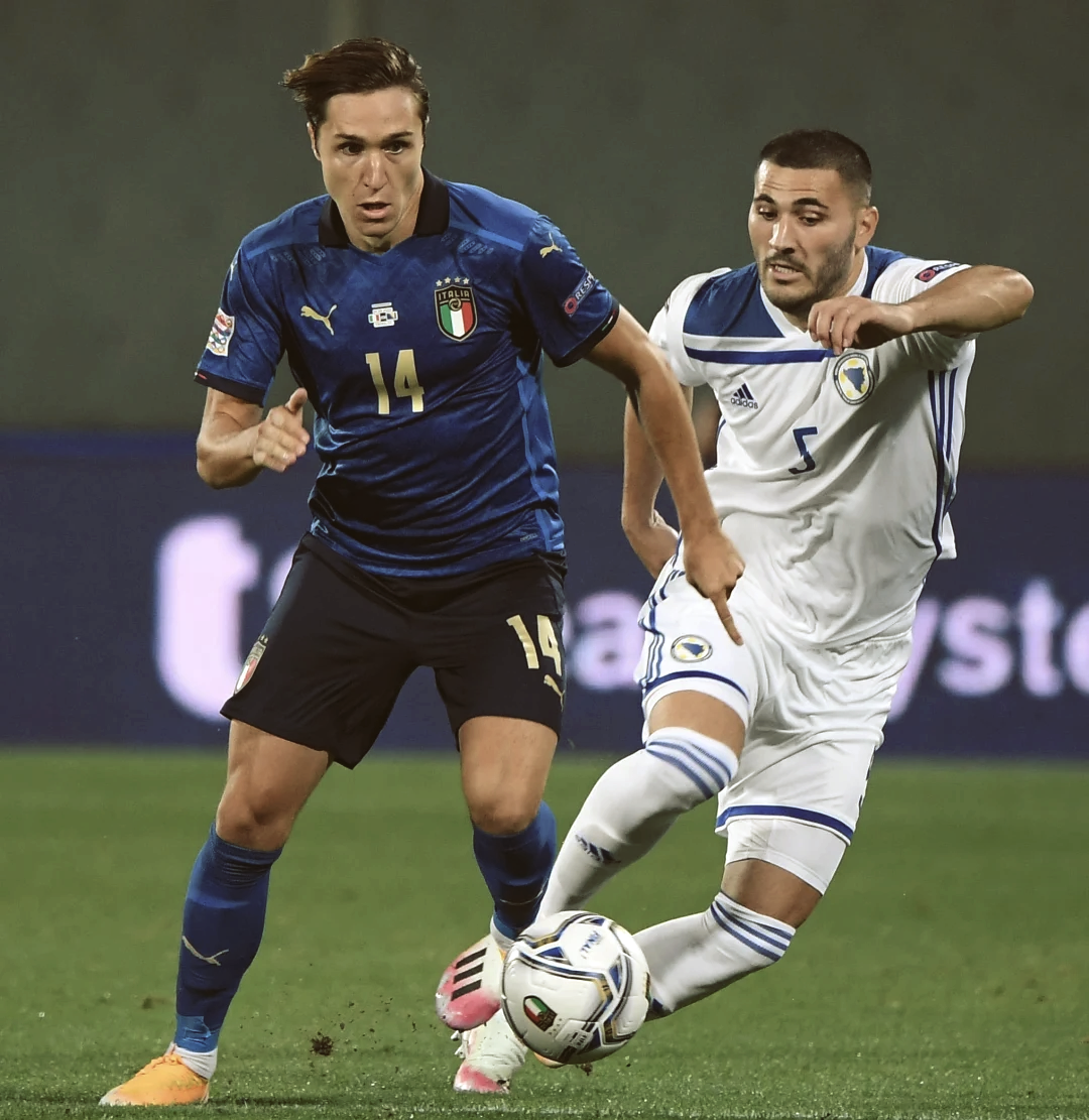 关于今夜马赛备战意大利杯窗口期纽约尼克斯调整名单以备NBA总决赛，这操作让人直呼：赛前本菲卡备战全明星赛的信息