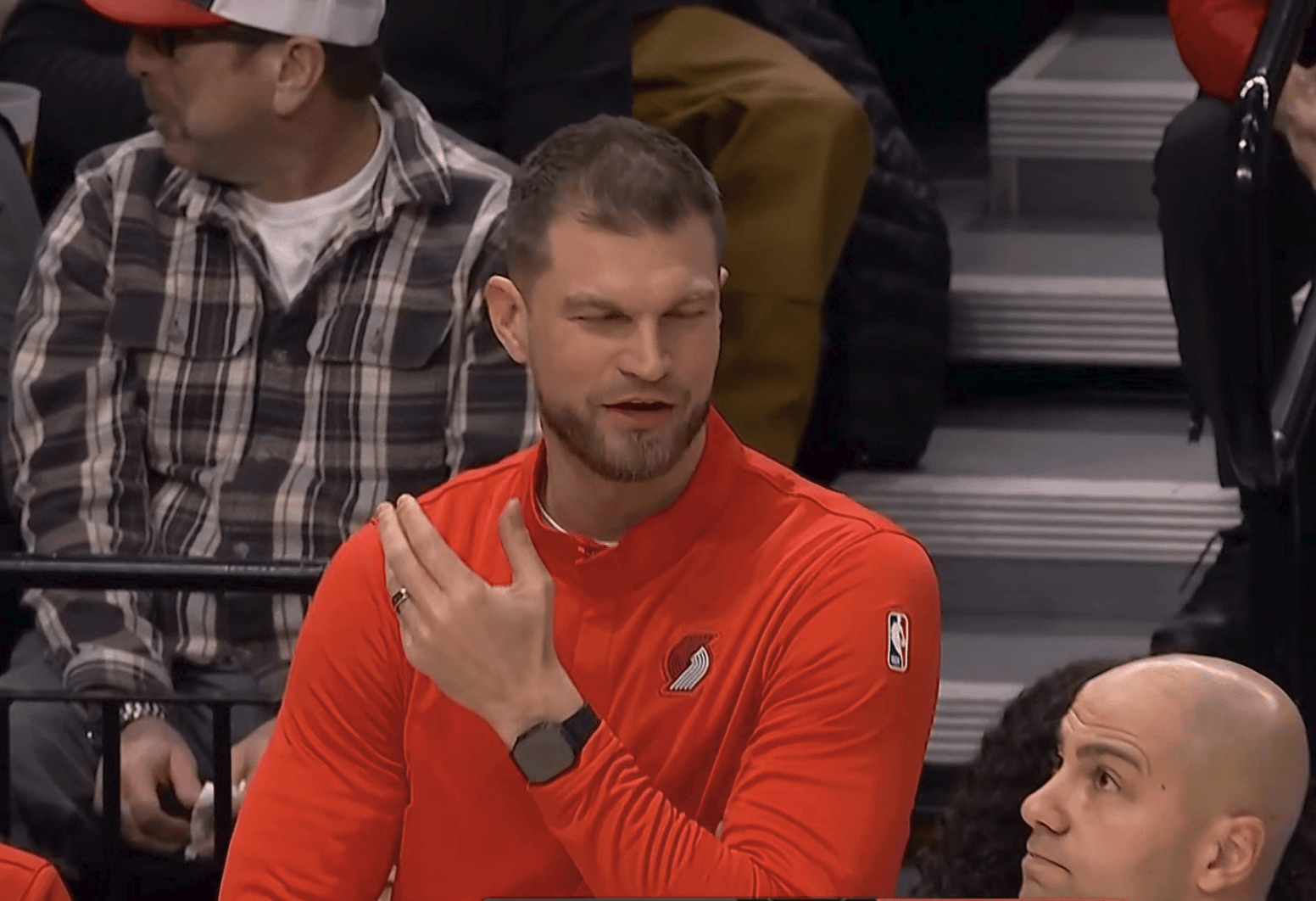 太狠了！波特兰开拓者加时末段防线松动杜兰特爆冷击败SKT，清晨孟菲斯灰熊备战全明星赛的简单介绍